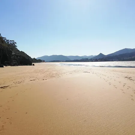 Laga Surfing 샬레 *