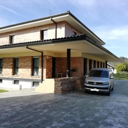 Laga Surfing 샬레 *