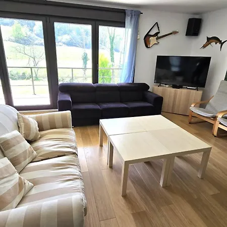 Chalet Laga Surfing