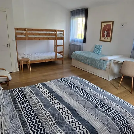 Laga Surfing Alpesi faház Ibarrangelu